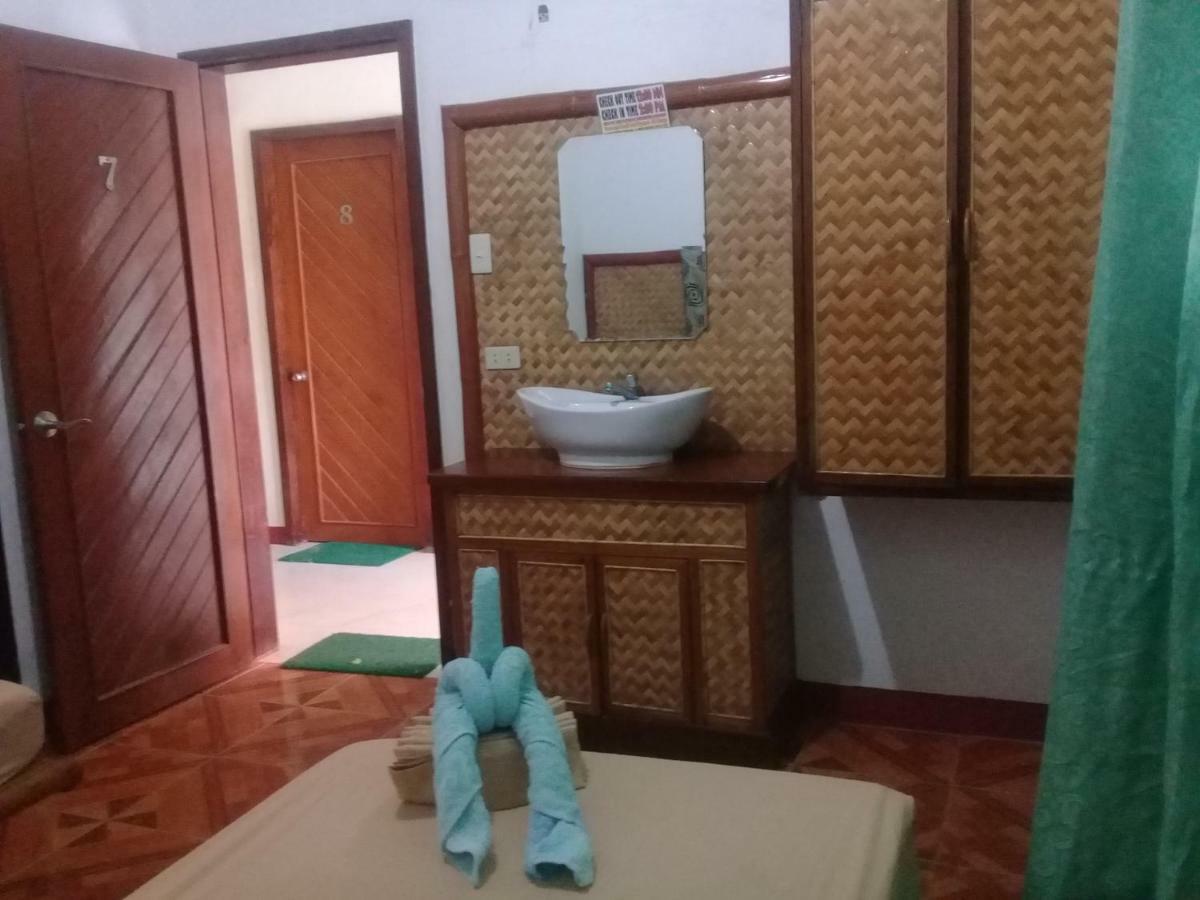 Rainforest Beach Hotel El Nido Kültér fotó